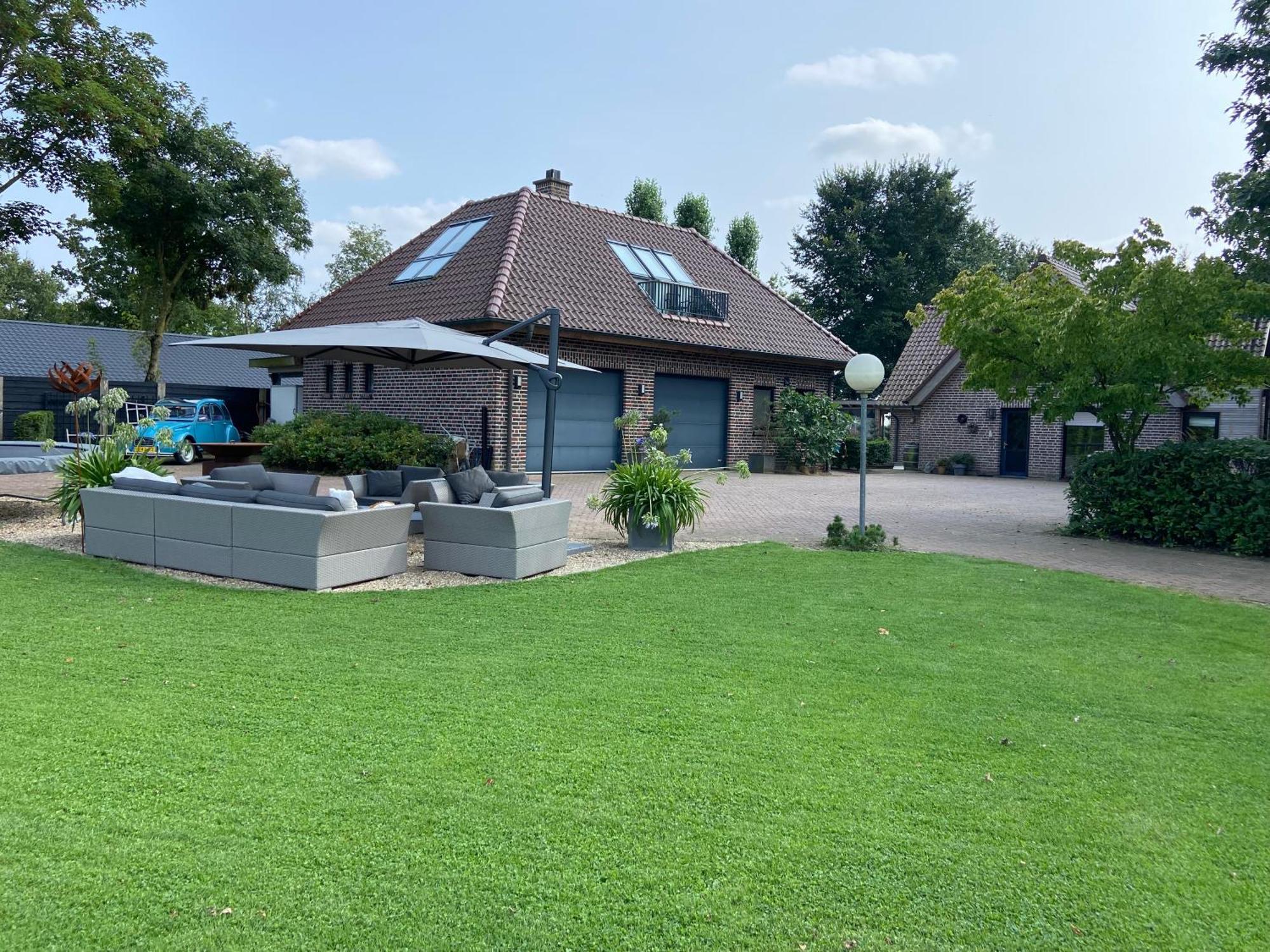 Loft 8 Linden Villa Dış mekan fotoğraf